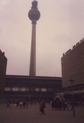 1988_East_Berlin_0005.jpg