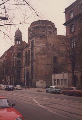 1988_East_Berlin_0073.jpg
