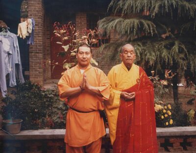 Shi De Cheng and his master
